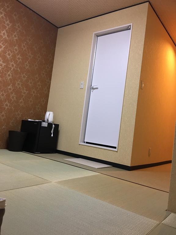 Kyu Kyu Hotell Tokyo prefektur Exteriör bild