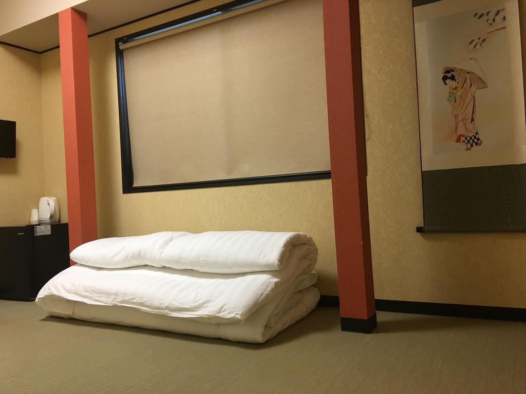 Kyu Kyu Hotell Tokyo prefektur Exteriör bild